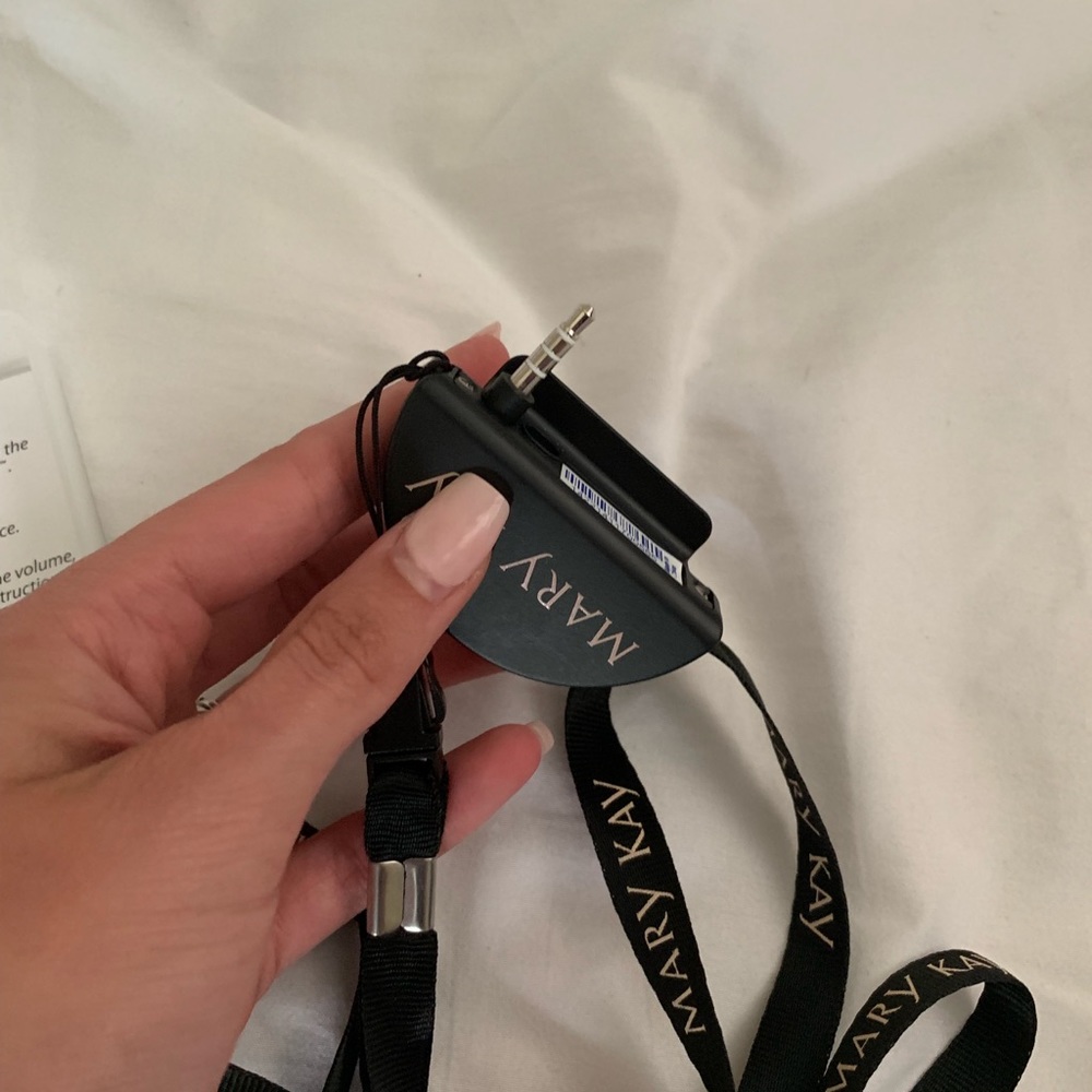 Mary Kay Card Reader - Picture 2 of 2